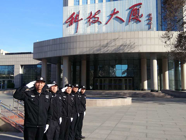 科技大廈巡邏